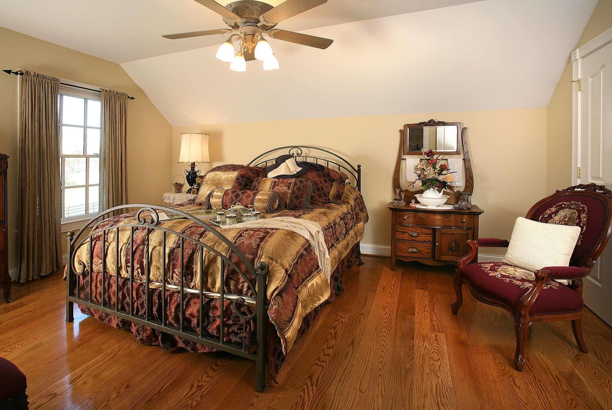 Bluegrass Country Estate Hotel La Grange Esterno foto